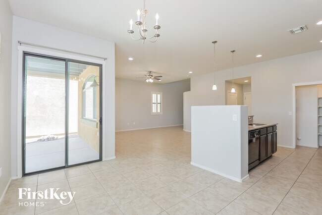 Building Photo - 9584 E Ventaso Cir