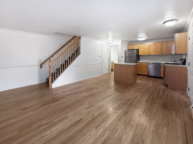 Foto del edificio - $0 DEPOSIT OPTION. CHEESMAN PARK! TWO STOR...