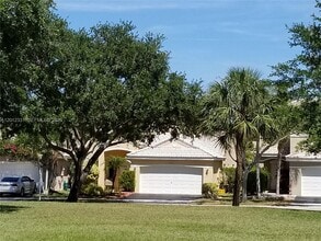 Building Photo - 1527 Palermo Dr