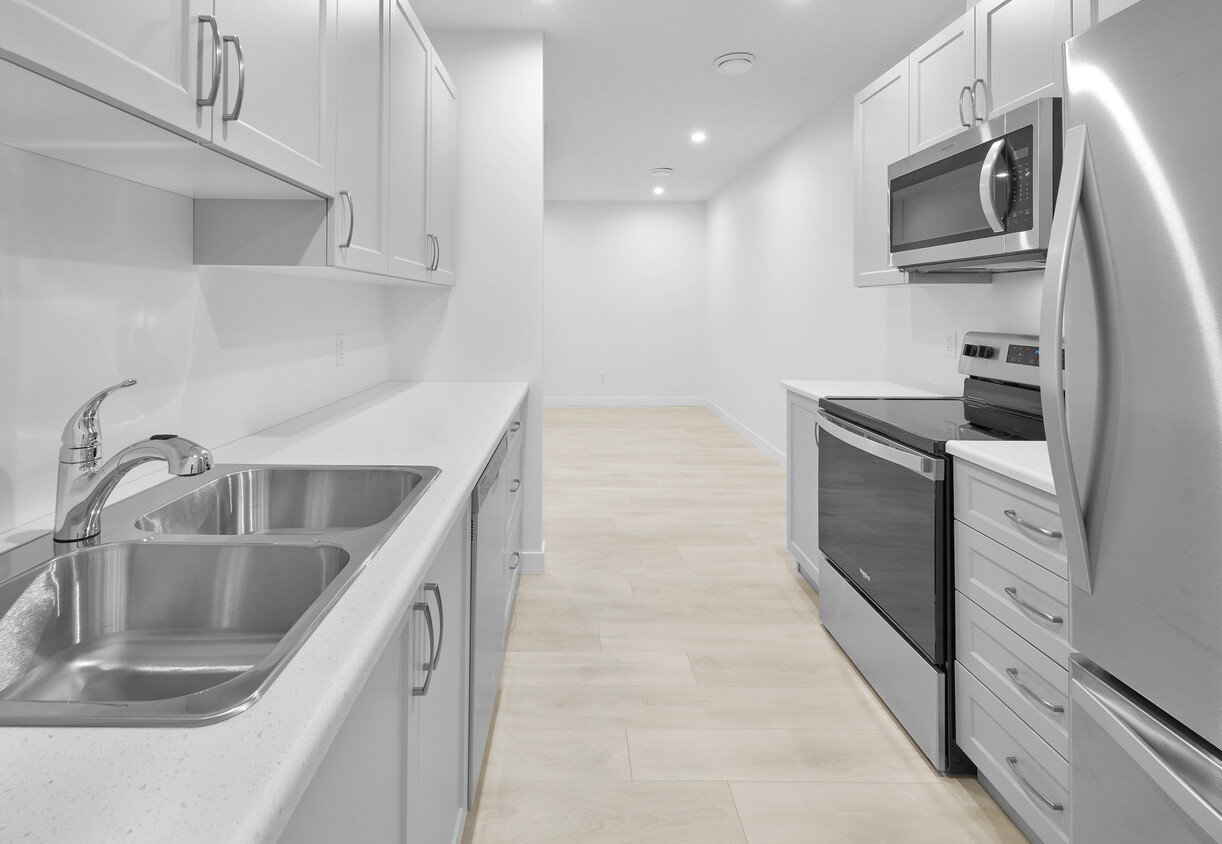 Photo principale - 3030-3169 169 St SW
