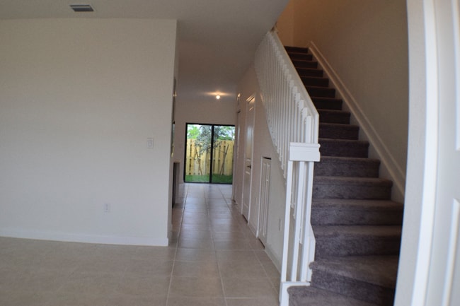 Foto del edificio - 10187 SW 228th Terrace