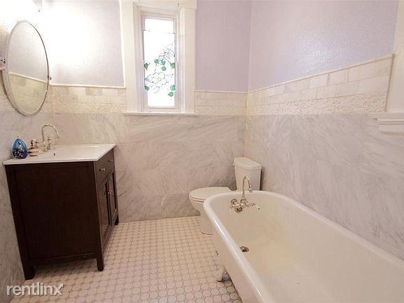 Building Photo - 4 br, 2 bath Duplex - 2075 East 17th Avenue