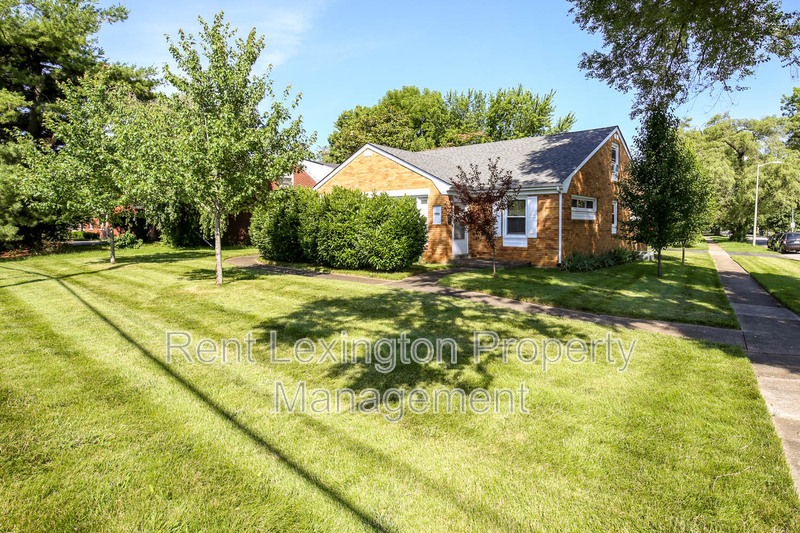 Foto principal - 1771 Harrodsburg Rd