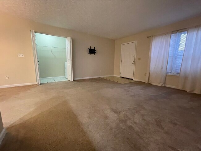 To apply, please visit avail.co/apply/yFh8_ - 5612 Cypress Chase