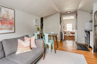Building Photo - 3046 NE Glisan St