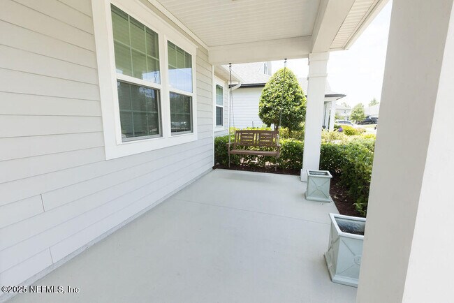 Building Photo - 154 Palisade Dr