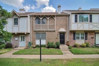 Building Photo - 292 Westview Terrace
