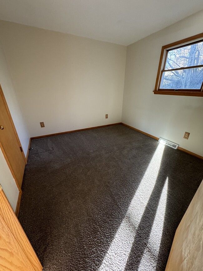 Building Photo - 2622 Sassafras St
