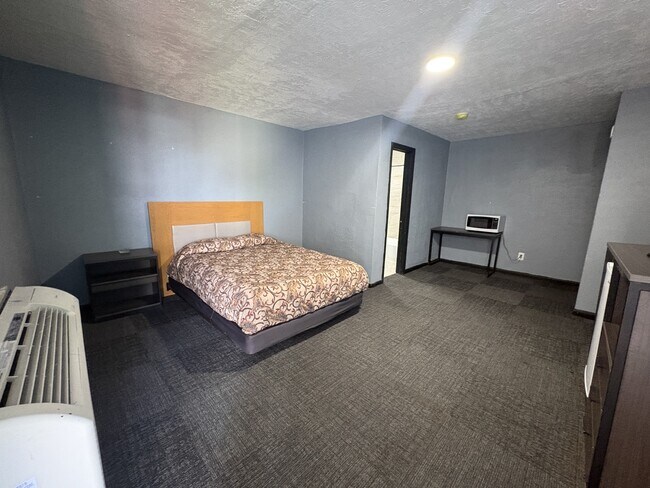 Photo - 711 Pasadena Fwy Apartment