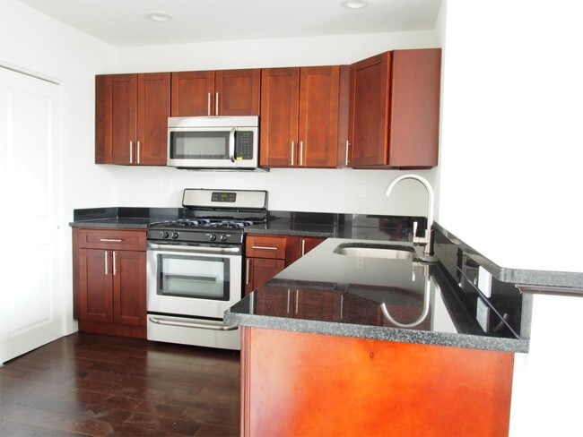 Foto del edificio - 506 Grand St