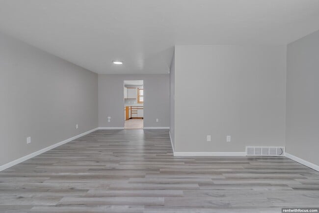 Building Photo - 2795-2797-2797 St Ann Dr