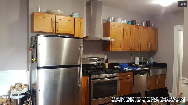 Foto del edificio - 173 Rindge Ave