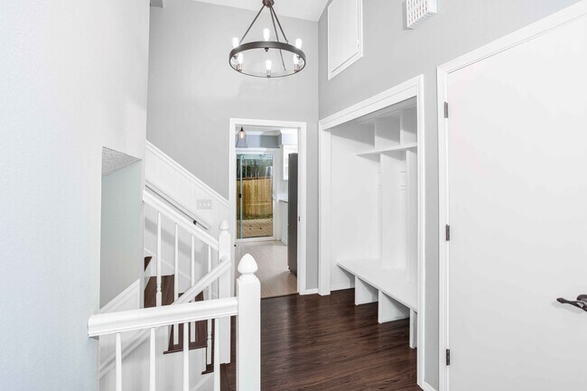 Entryway - 4087 NE 4th St