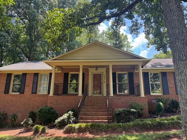 Foto del edificio - 7942 Lake Vista Dr