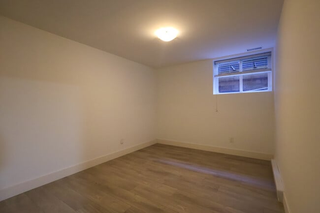 Building Photo - 21684-21695 95 Ave