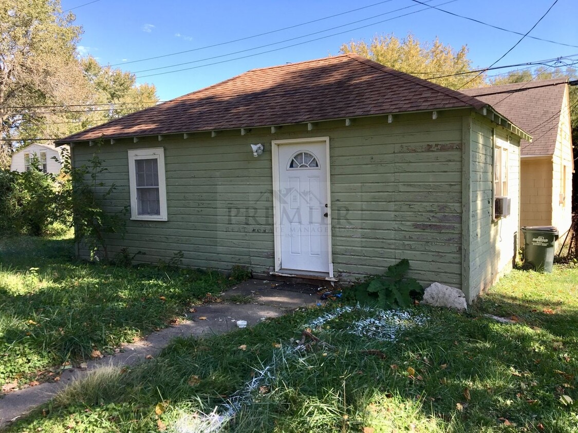 1611 S Northern Blvd Unit 1611 B, Independence, MO 64052 Room for