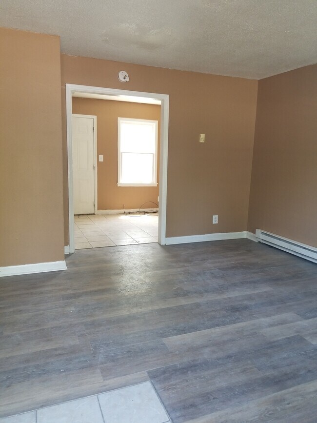 Foto del edificio - 2808 Mayfair Ave
