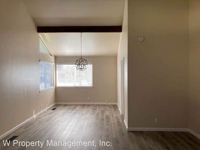 Building Photo - 3 br, 2 bath House - 1225 Gumview Road