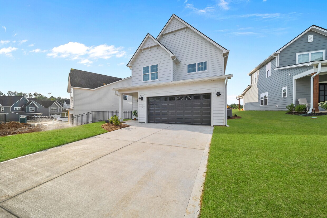 Primary Photo - 1621 Spring Berry Ln