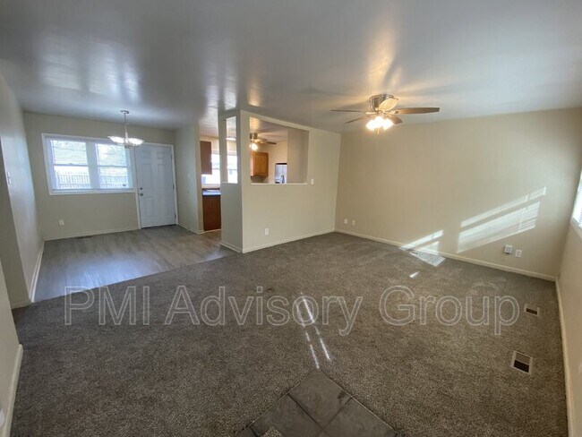 Building Photo - 5518 SW 18th Terrace