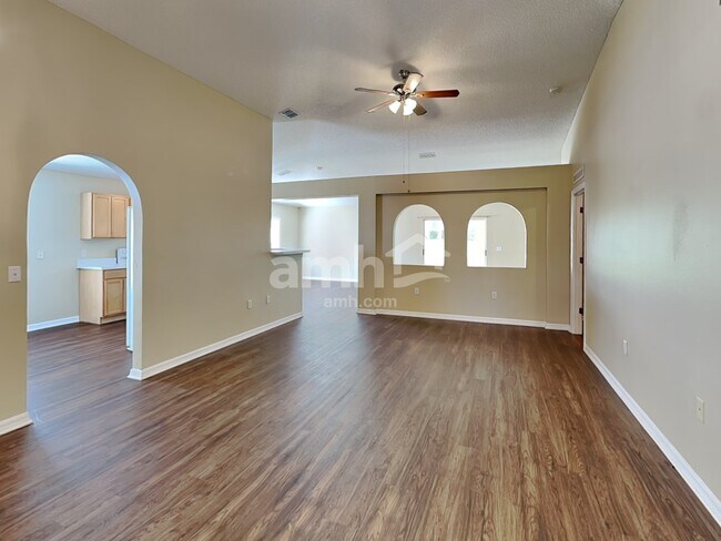 Building Photo - 1789 Sawgrass Dr