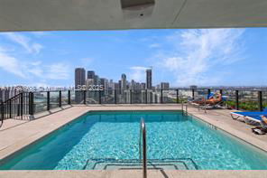 Foto del edificio - 1600 NE 1st Ave