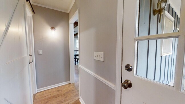 Building Photo - 1414 Katie Ln