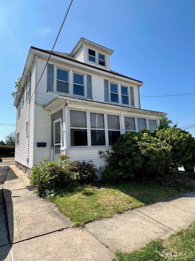 56 Broad St, Milltown, NJ 08850 Room for Rent in Milltown, NJ