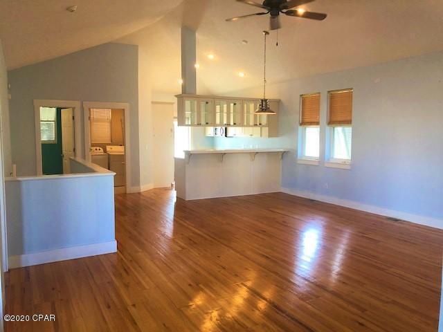 Foto del edificio - 5614 Beach Dr