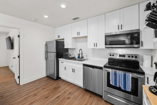 Photo - 1110 E Polk St (Phoenix, AZ) Apartment