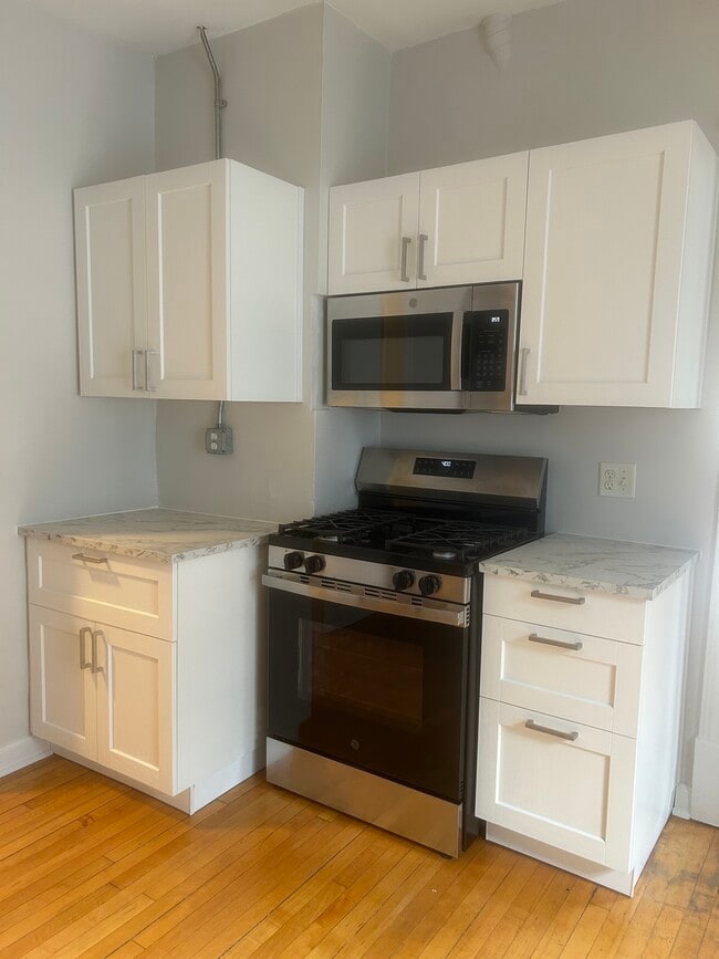 Foto del edificio - 1322 Adams St NE