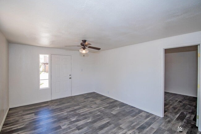 Building Photo - 251 S 17th Ave
