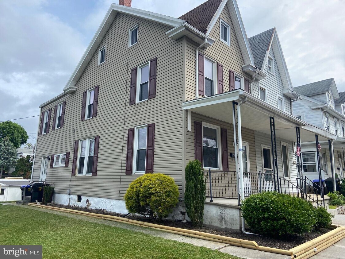 2626 Penbrook Ave, Harrisburg, PA 17103 House Rental in Harrisburg