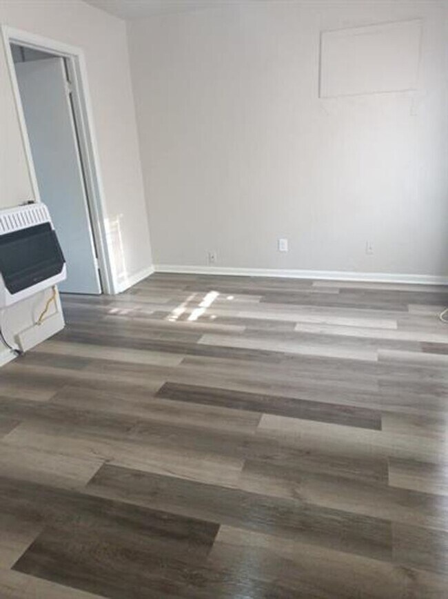Foto del edificio - Perfect 1 bed unit located within walking distance of Woodson Park