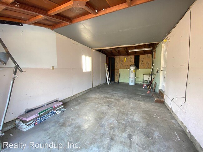 Foto del edificio - 2 br, 1 bath House - 7769 Florencia Ln