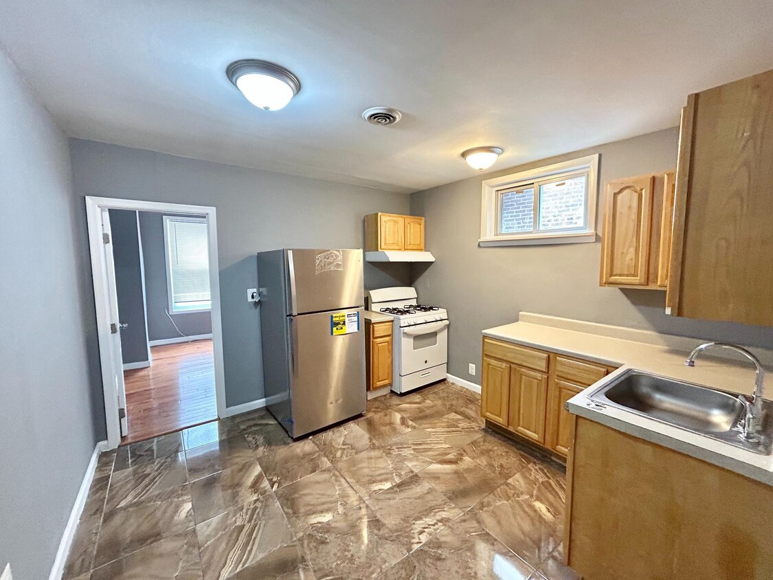 Photo - 2605-7 CECIL B MOORE AVE-B