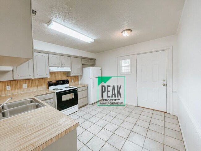 Building Photo - Home For Rent In Texarkana