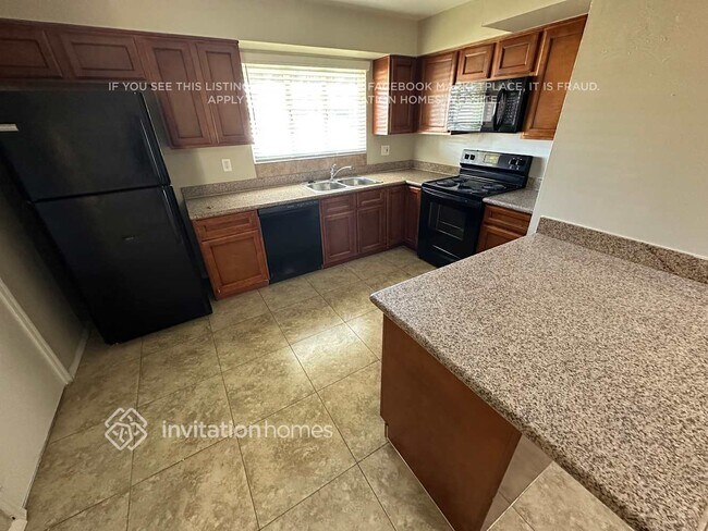 Foto del edificio - 3737 W Lawrence Rd