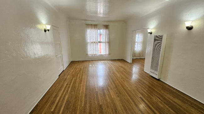 Building Photo - 1425 Echo Park Ave