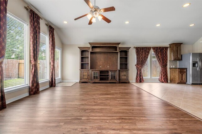 Building Photo - 2815 Everhart Terrace Dr