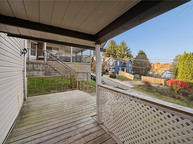 Foto del edificio - 305 American Ave