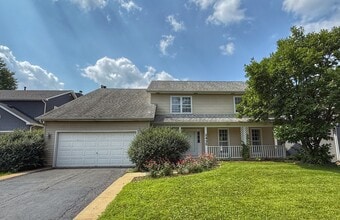 Building Photo - 2436 Putnam Dr