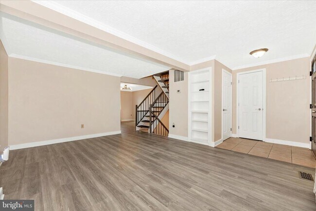 Foto del edificio - 7167 Glenmeadow Ct