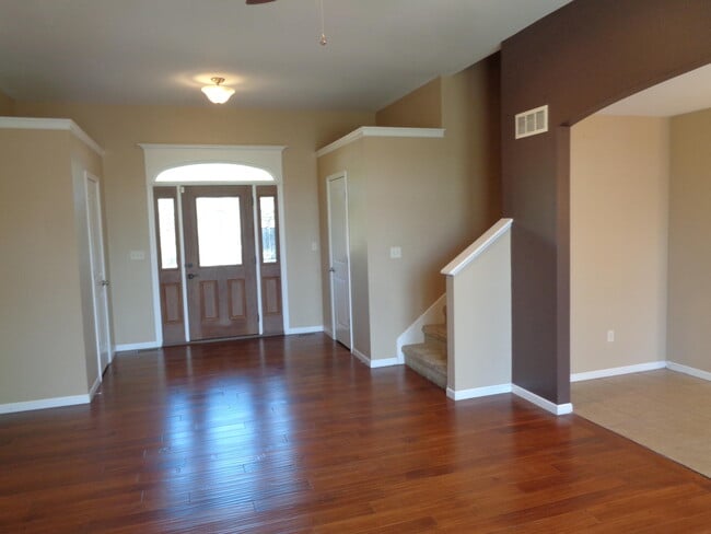 Building Photo - 712 Anaconda Ct