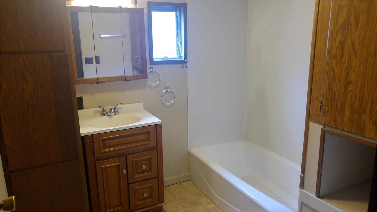 2511 FM 646 Rd N Unit 15, Santa Fe, TX 77510 Apartment for Rent in Santa Fe, TX