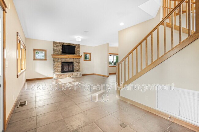 Foto del edificio - 3270 N Waterwood Ln