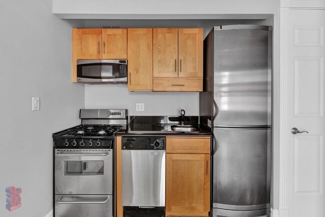 Photo - 233 E 29th St Apartment