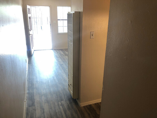 Foto del edificio - 386 57th St NW