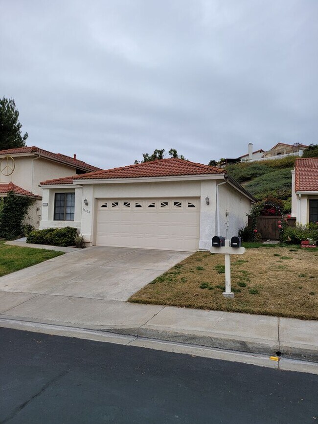 Foto del edificio - $3600.00 Rancho Bernardo 3 bdrm 2 bath 1450 sq ft House, Pool & Clubhouse