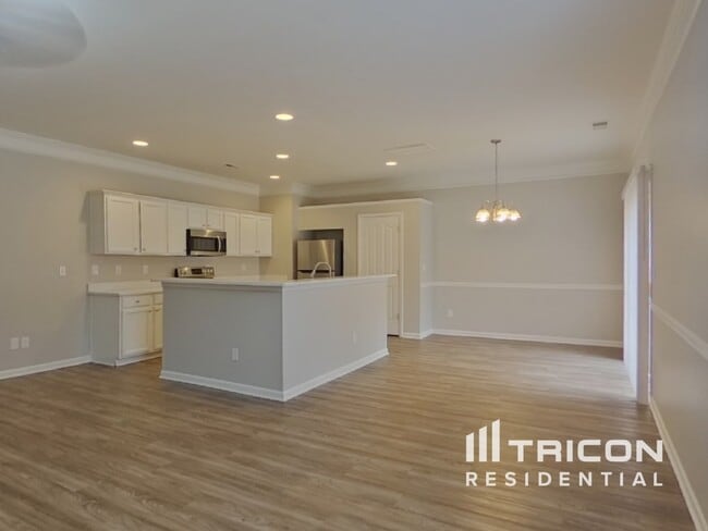 Building Photo - 536 Mountain Quail Dr